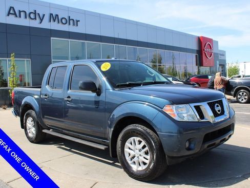 Used 2015 Nissan Frontier SV w/ SV Value Truck Package AWD/4WD image 1