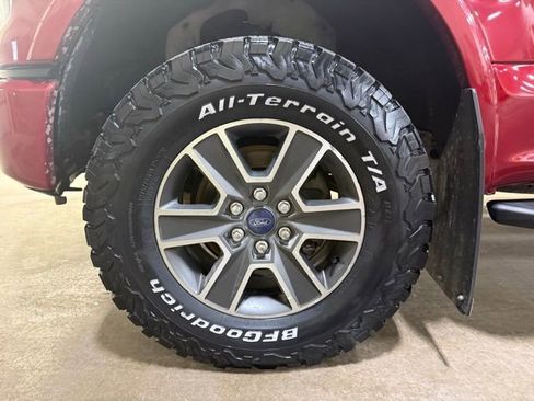 Used 2015 Ford F150 XLT w/ Equipment Group 302A Luxury image 24