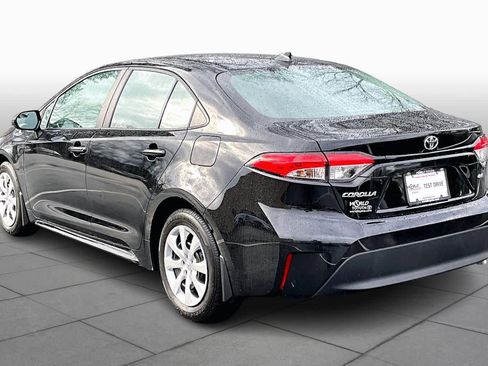 Used 2025 Toyota Corolla LE image 10