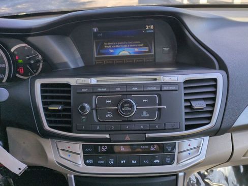 Used 2015 Honda Accord LX image 17