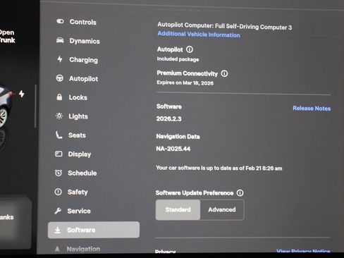 Used 2023 Tesla Model 3 Standard Range image 15