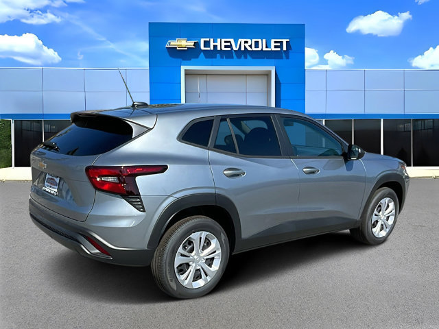 New 2026 Chevrolet Trax LS w/ Driver Confidence Package FWD image 4