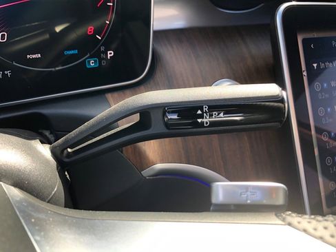 New 2025 Mercedes-Benz C 300 4MATIC Sedan image 21