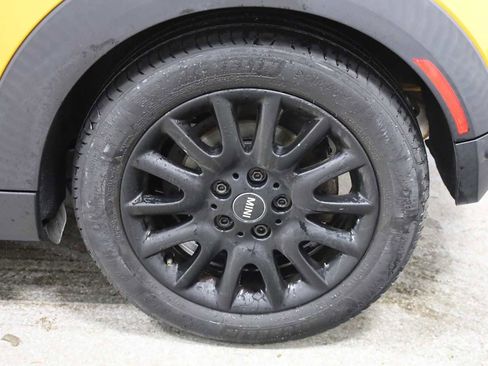 Used 2016 MINI Cooper 2-Door Hardtop image 37