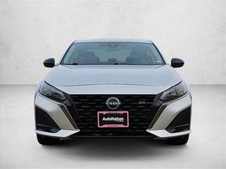 Used 2024 Nissan Altima 2.5 SR video 2