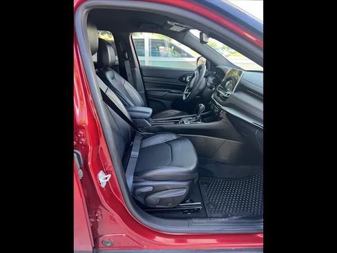 Used 2025 Jeep Compass Trailhawk AWD/4WD image 23