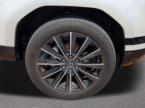 Used 2025 Lexus GX 550 w/ Accessory Package (2T) AWD/4WD image 7