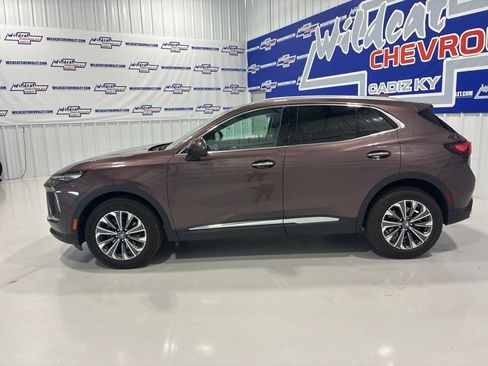 Used 2024 Buick Envision Preferred AWD/4WD image 3
