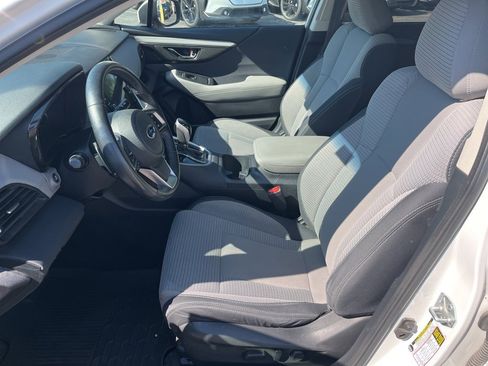 Used 2022 Subaru Outback Premium image 11