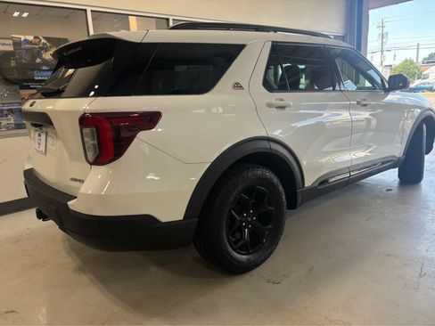 Used 2023 Ford Explorer Timberline AWD/4WD image 8