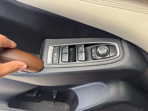 Used 2019 Subaru Ascent Touring w/ Popular Package #2 image 20