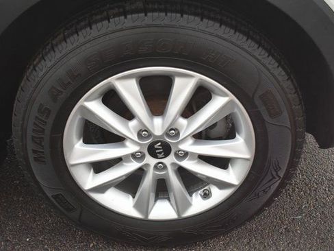 Used 2020 Kia Sorento AWD V6 image 43