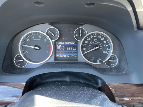 Used 2017 Toyota Tundra Limited image 30