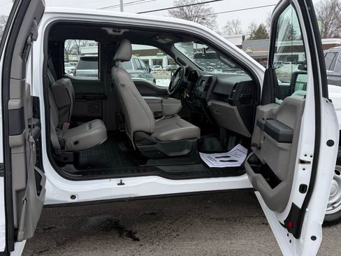 Used 2019 Ford F150 XL image 24