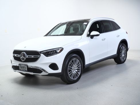 Certified 2026 Mercedes-Benz GLC 300 4MATIC image 9
