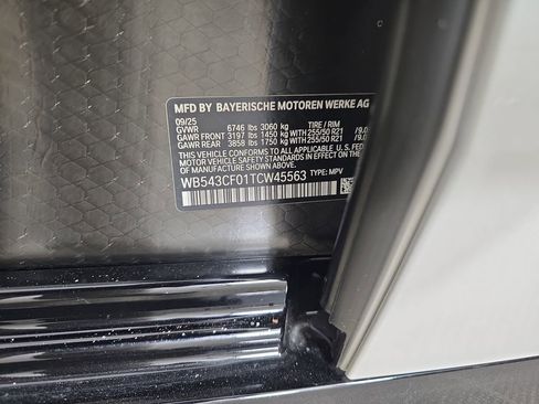 New 2026 BMW iX xDrive45 w/ Premium Package image 30