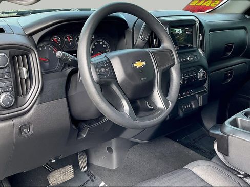 Used 2022 Chevrolet Silverado 1500 Custom AWD/4WD image 14