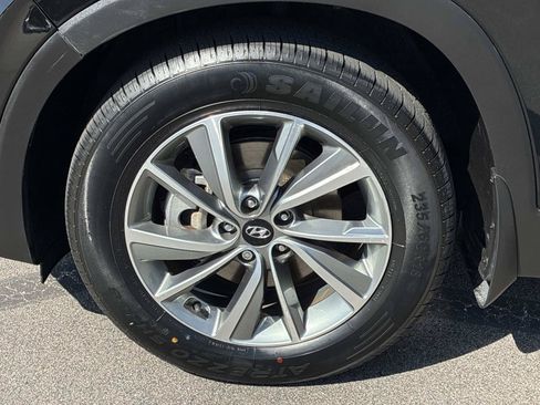 Used 2019 Hyundai Santa Fe Limited AWD/4WD image 10
