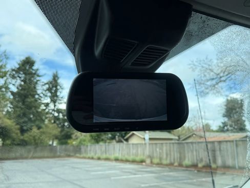 Used 2020 Ford Transit 250 Medium Roof image 18