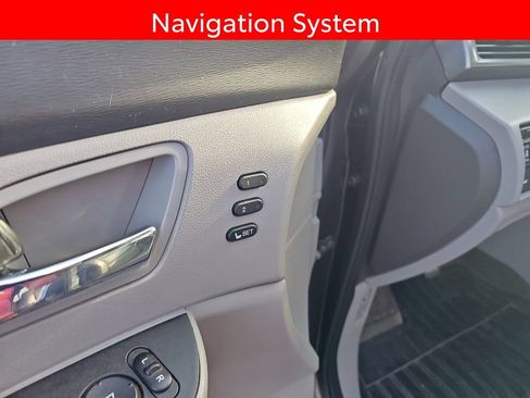 Used 2017 Honda Odyssey Touring image 6