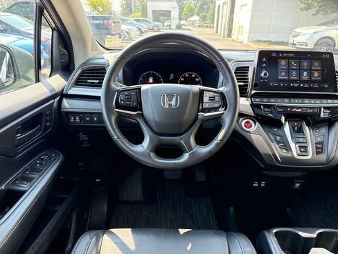 Used 2025 Honda Odyssey EX-L image 31