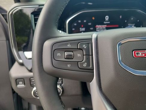 Used 2025 GMC Sierra 2500 SLT w/ SLT Premium Package AWD/4WD image 19