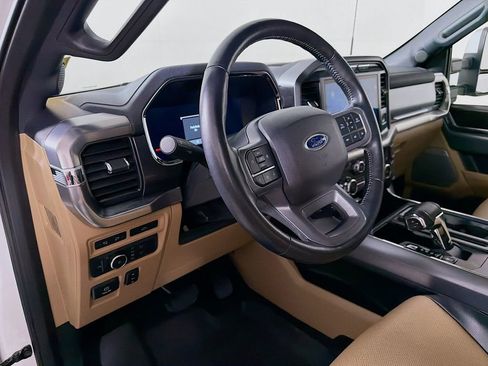 Used 2022 Ford F150 Lariat AWD/4WD image 10