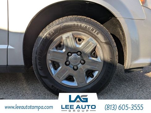 Used 2012 Dodge Grand Caravan American Value Package image 10