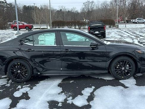 New 2026 Toyota Camry SE image 27