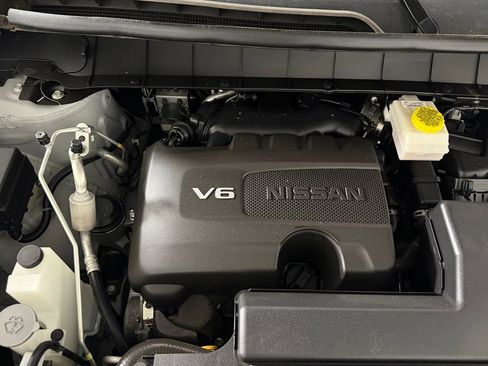 Used 2024 Nissan Pathfinder Platinum AWD/4WD image 34