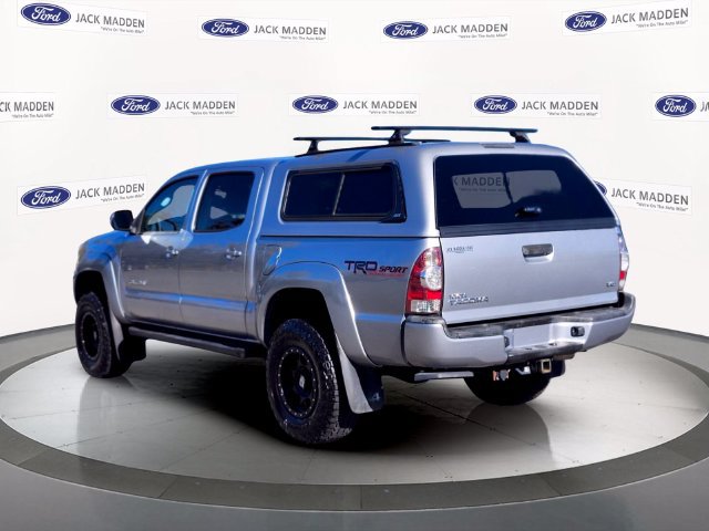 Used 2015 Toyota Tacoma 4x4 Double Cab w/ TRD Sport Package image 3