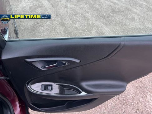 Used 2016 Chevrolet Malibu Premier w/ Driver Confidence Package FWD image 27