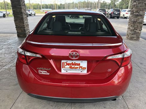 Used 2015 Toyota Corolla S FWD image 7