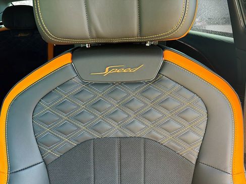 Used 2024 Bentley Flying Spur W12 image 24