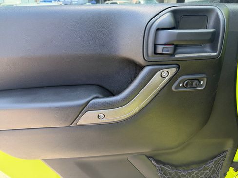 Used 2016 Jeep Wrangler Unlimited Sport w/ Quick Order Package 23S AWD/4WD image 13