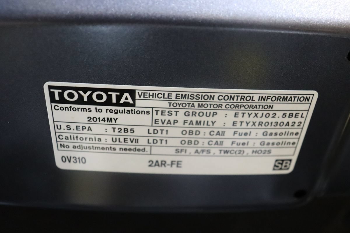 Used 2014 Toyota RAV4 XLE AWD/4WD image 56