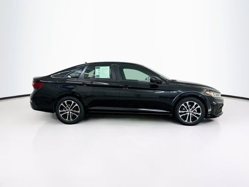 Used 2025 Volkswagen Jetta Sport FWD image 10