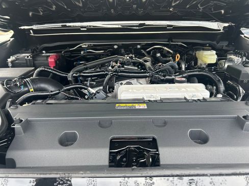 New 2025 Toyota Tacoma TRD Off-Road image 28