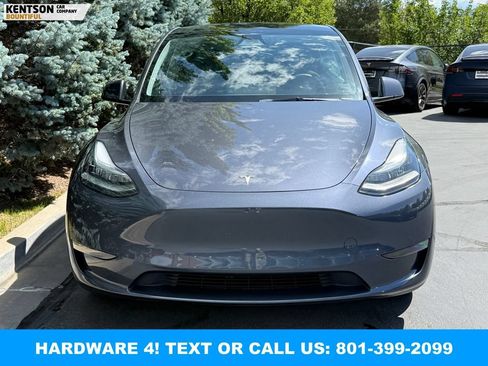 Used 2023 Tesla Model Y Long Range AWD/4WD image 2