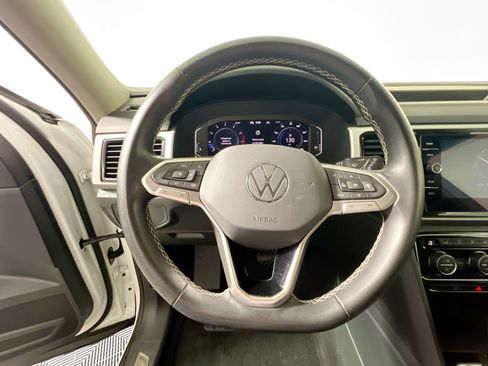 Used 2022 Volkswagen Atlas SE image 17