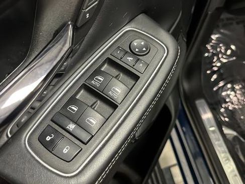 Used 2023 RAM 1500 Limited w/ Body Color Bumper Group image 23