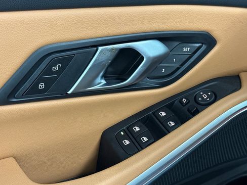 Used 2025 BMW 330i Sedan w/ Convenience Package image 13