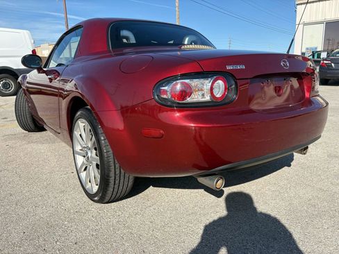 Used 2007 MAZDA MX-5 Miata Grand Touring image 4