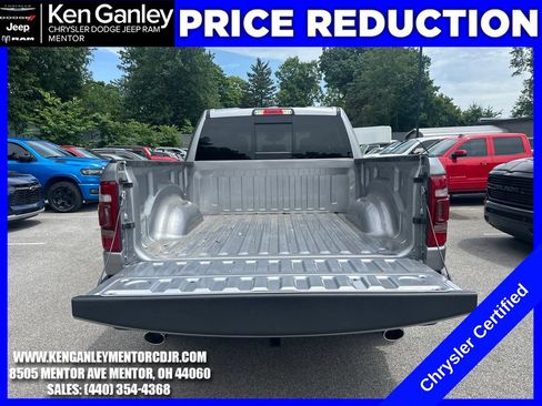 Used 2024 RAM 1500 Laramie AWD/4WD image 10