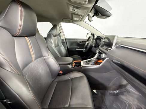 Certified 2023 Toyota RAV4 Adventure image 39