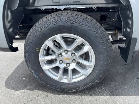 New 2026 Chevrolet Silverado 1500 LT w/ Z71 Off-Road Package AWD/4WD image 10