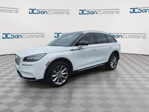 Used 2020 Lincoln Corsair AWD image 5