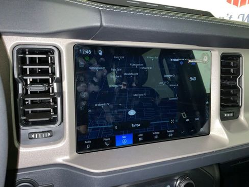New 2026 Ford Bronco Outer Banks w/ Sasquatch Package AWD/4WD image 21