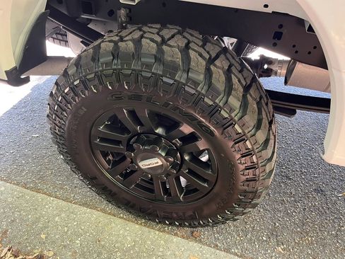 Used 2021 Ford F250 XL w/ Power Equipment Group image 9