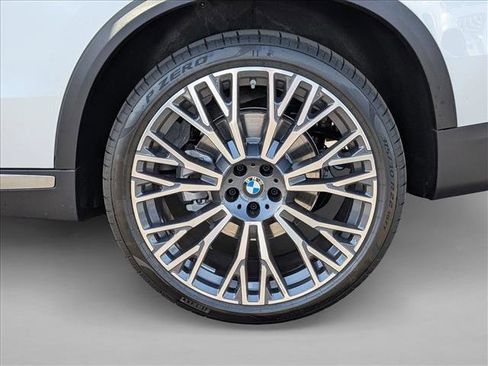 New 2026 BMW X5 xDrive40i AWD/4WD image 10